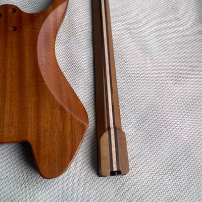 24frets 5 piece Roasted flame maple neck Headless Electric guitar 1 piece Mahogany body T contour  spoke truss rod 1 image 7