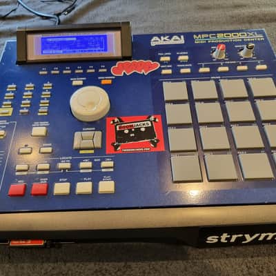 Akai MPC2000XL MIDI Production Center 2000 - 2005 - Grey