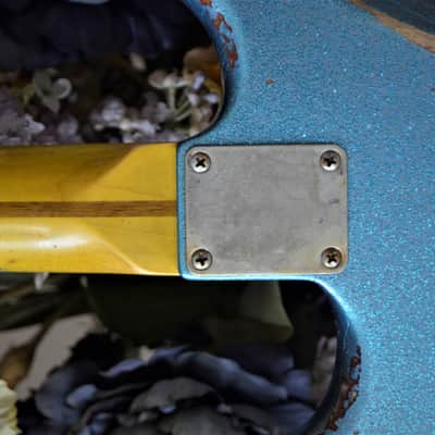 Fender Stratocaster Custom Blue  Sparkle Custom Nitro Relic image 15