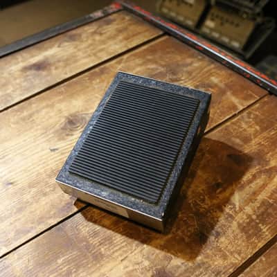 Electro-Harmonix Big Muff Pi V1 (Triangle) 1969 - 1973 - Metal image 4