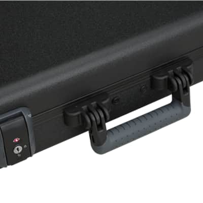 Fender Deluxe Molded Acoustasonic Case image 3