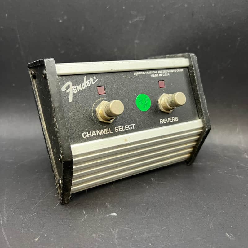 Fender   Footswitch 2 Button Channel Reverb image 1