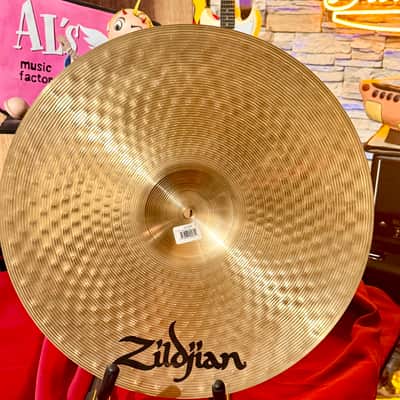 Zildjian 20" ZHT Medium Ride Cymbal Traditional image 5