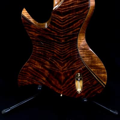 Bezard Guitars Famine 5 String Fretless, Custom Shop, Single Cut Boutique Bass image 18