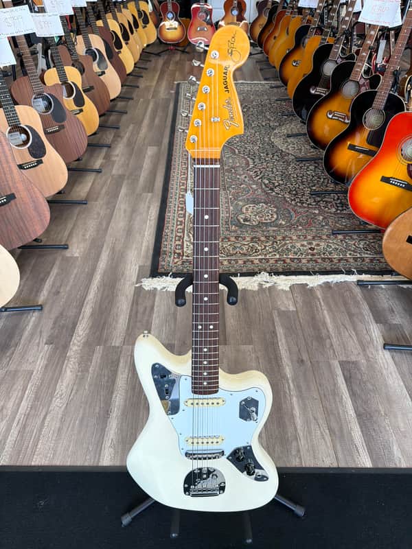 Fender Johnny Marr Signature Jaguar 2012 - Present - Olympic White