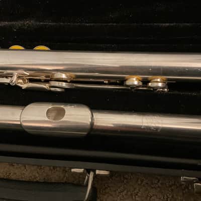 Gemeinhardt Closed Hole Flute w/All New Pads, Clean image 8