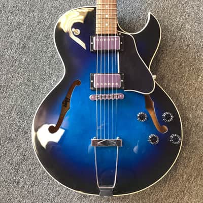 Gibson ES-135 Semi-Hollow Electric Guitar image 1
