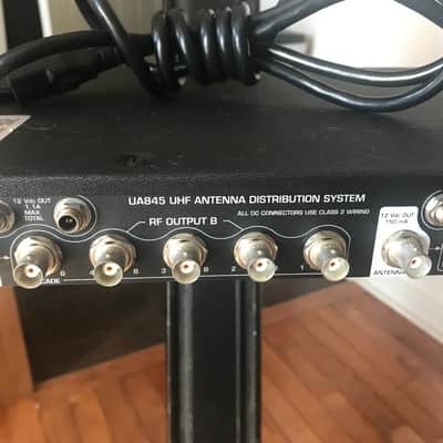 Shure UA845-UA UHF Antenna Splitter/Power Distribution System - (782-806 MHz) with power input cable. image 7