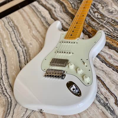 Tokai Stratocaster AST-95SH OWH/M Goldstar Sound HSS in Olympic White image 2