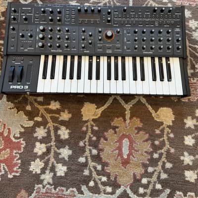 Sequential Pro 3 37-Key 3-Voice Monophonic / Paraphonic Synthesizer 2020 - Present - Black image 1