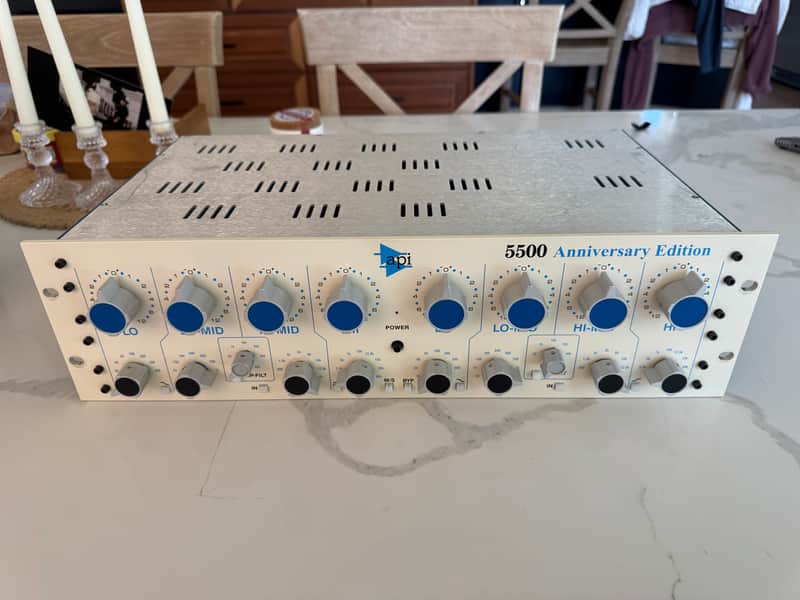 API 5500 Anniversary Edition 2024 - White image 1