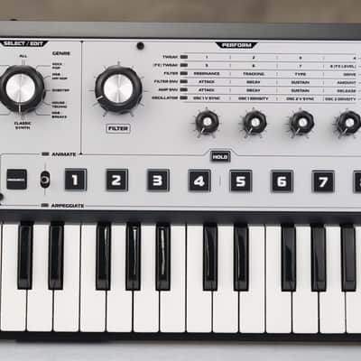 Novation MoroderNova 1/500 Giorgio Moroder Vocoder w/ Box #59327 image 7