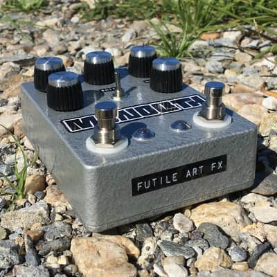Futile Art FX Custom Shop ⛰️ Monolith Fuzz of Doom w. Boost & Tone Switch Mod Stoned-Grey Hammertone image 11
