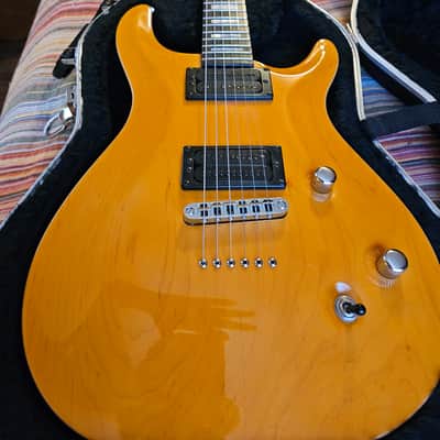 Carvin CT4 2000's - Trans Amber image 1