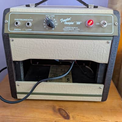 Fender Champion 600 all Tube 5-Watt 1x6" Guitar Combo 2007 - 2012 - Two-Tone Blonde / Brown image 2