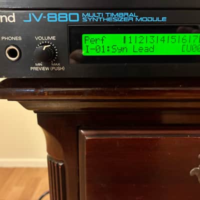 Roland JV-880 Multi Timbral Synthesizer Module 1992 - 1996 - Black