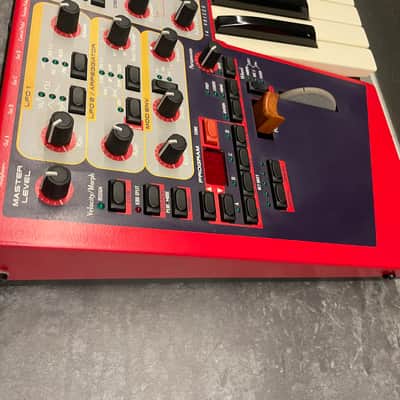 Nord Lead 2 Classic USA voltage Virtual Analog Synthesizer (transformer available for Europe) with case image 5
