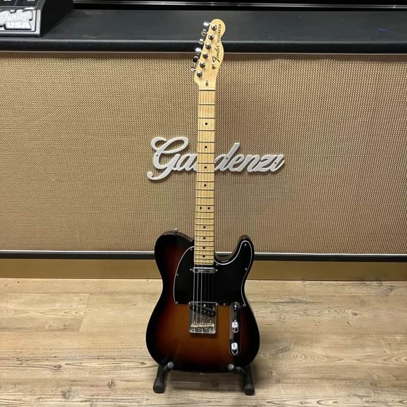 Fender American Special Telecaster with Maple Fretboard 2010 - 2018 - 3-Color Sunburst
