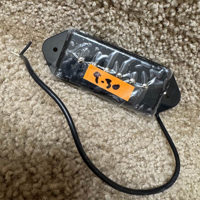 Unlabeled P90 Pickup J Black Dogear image 1