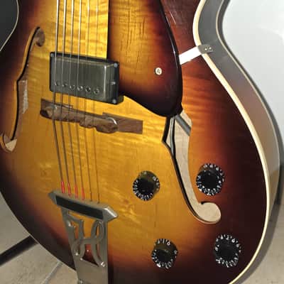 Heritage H 575 1998 - Sunburst image 3