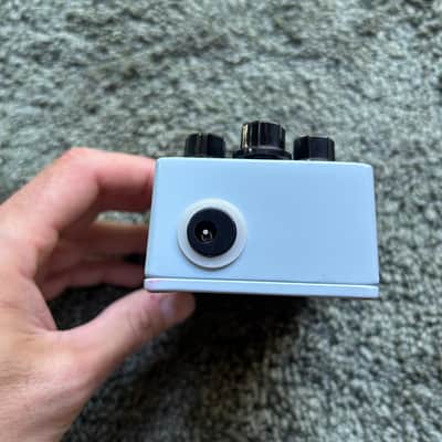 JHS Superbolt V1 Overdrive Guitar Effects Pedal image 3
