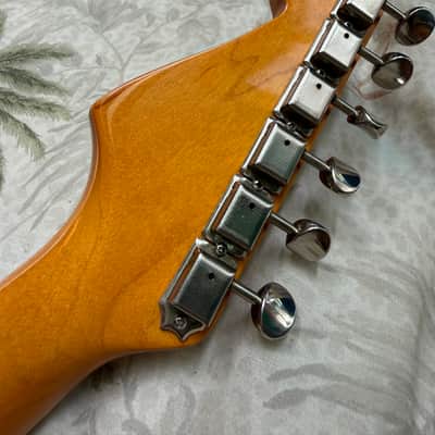 Fender American Vintage '62 Stratocaster 1985 - 1989 - Vintage White image 24
