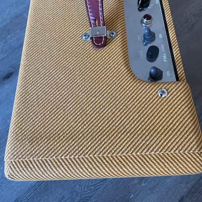 Fender 57 custom deluxe 2024 - Tweed image 4