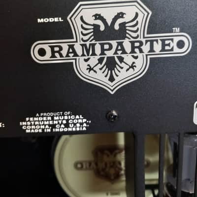Fender Ramparte Pawn Shop Series 9-Watt 1x12" Guitar Combo 2013 - 2014 - Two-Tone Textured image 2