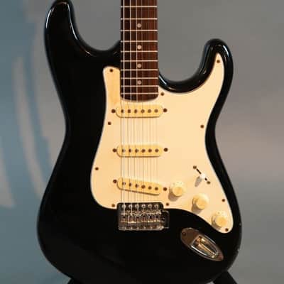 Hohner ST Special Electric Guitar Black - Used image 5