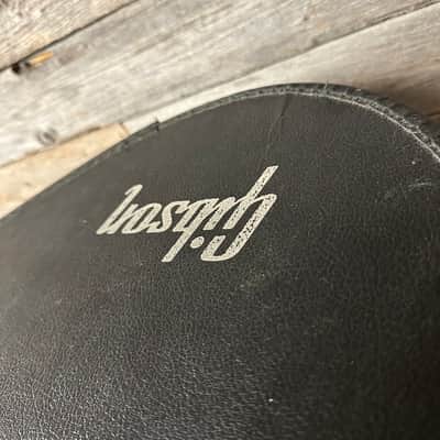 Gibson J-45 1970 image 2