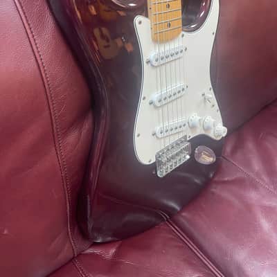 Preowned MIM Fender Stratocaster - Maroon image 3