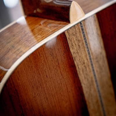 Martin CEO-10 Limited Edition 000-42 Guatemalan Rosewood and European Spruce Ambertone image 11
