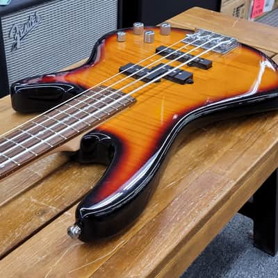 Ibanez Gio GSR200FM 4-String Bass Three Tone Sunburst image 7