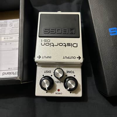 Boss DS-1-WH Distortion Limited edition image 9
