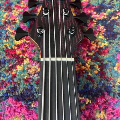 Maruszczyk Frog 6a Fretless custom - Black red veins image 7