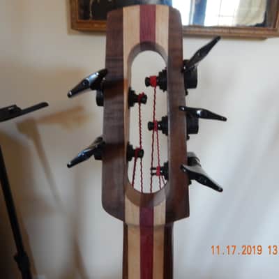 wish bass left handed fretless triple neck. image 9