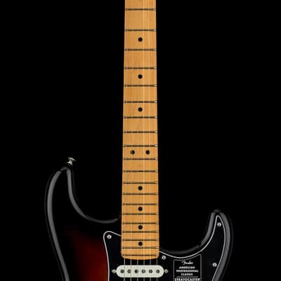Fender American Professional Classic Stratocaster HSS - 3-Color Sunburst #91030 image 5