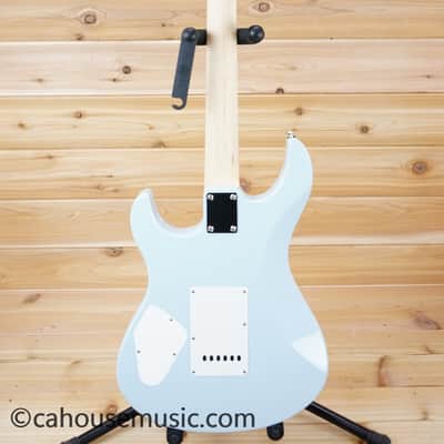 Yamaha PAC112VM-ICB Pacifica HSS - Ice Blue image 11