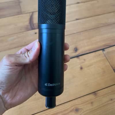 sE Electronics sE2200 Large Diaphragm Cardioid Condenser Microphone 2019 - Present - Black image 4