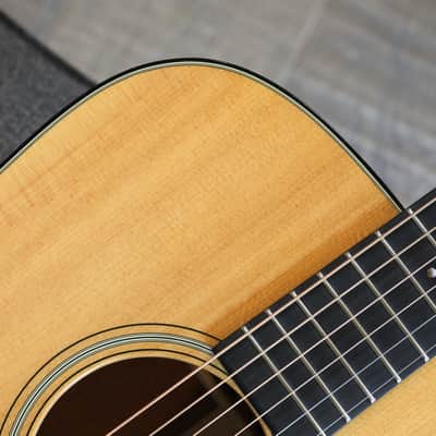 Minty! 2014 Martin D-18E Retro Dreadnought Acoustic Guitar Natural + OHSC image 4