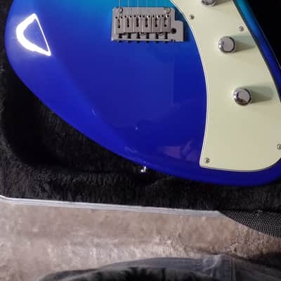 Fender Player Plus Meteora HH 2022 - Present - Belair Blue image 8