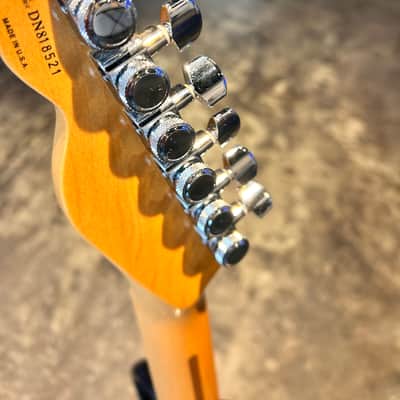 Fender American Deluxe Nashville Telecaster 1998 - Red image 12