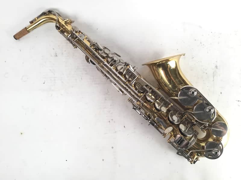 Newport Used Intermediate Newport Alto Saxophone (SN: NWA50012)