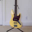Fender Deluxe Active Jazz Bass V 2011 Vintage white