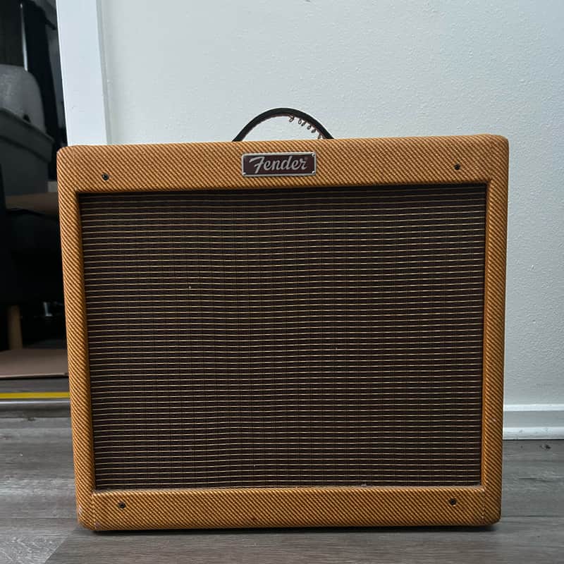 Fender Blues Junior Lacquered Tweed 15-Watt 1x12" Guitar Combo 2016 - Present - Lacquered Tweed image 1