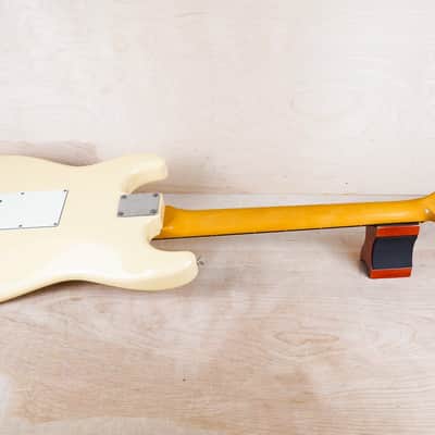 Fender Traditional '60s Stratocaster MIJ 2018 Vintage White Limited Run Made in Japan w/ Bag image 7