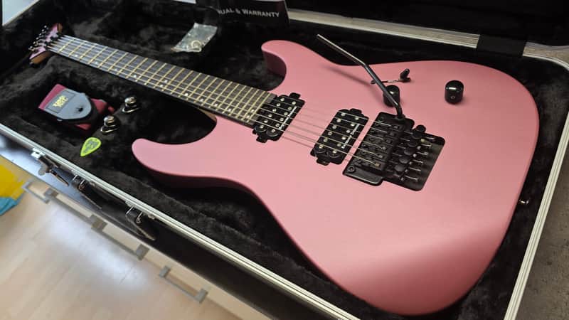 Jackson Dinky DK2 Pro Series RARE Burgundy Mist HH Floyd Rose USA Seymour Duncan Pickups NEW Gator Hard Case MINT CASE QUEEN MiM Super Strat Mexico Mexican Fender Factory image 1