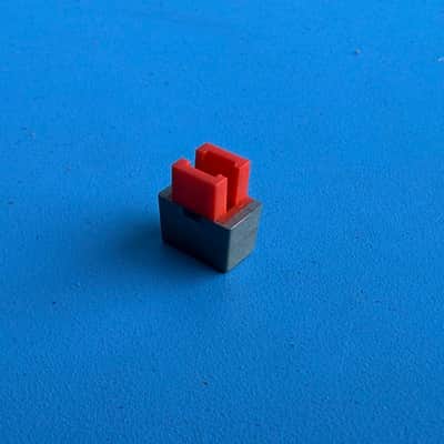 YAMAHA PSR-40 Keyboard Replacement Part: Push Button Cover Cap GRAY/RED [2PCS] image 2