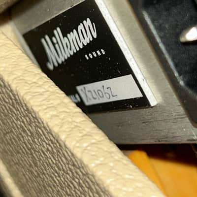 Milkman Dairy Air 30-Watt Guitar Amp Head, 6L6 Tubes, Vanilla With Matching Milk Man 2X12 Cabinet, Amazing Piggy Back Set ! image 8