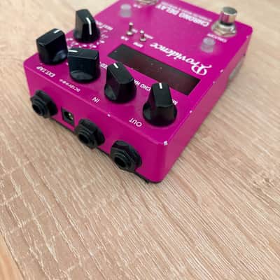 Providence Chrono Delay 2010s - Pink image 4